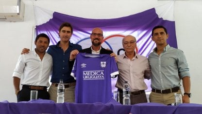 Alejandro Orfila fue presentado como nuevo DT de Defensor Sporting