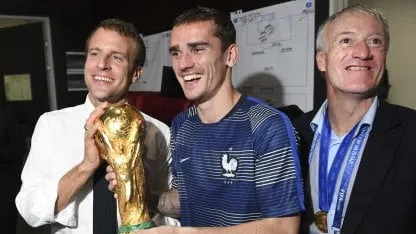 Quiénes son los únicos que pueden tocar la Copa del Mundo Quiénes son los únicos que pueden tocar la Copa del Mundo