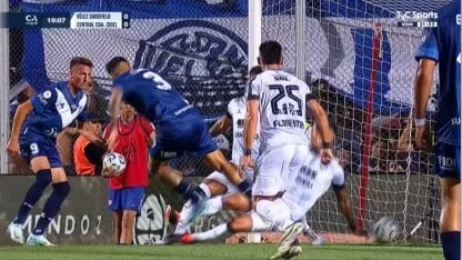 Polémica penal Vélez - Central Córdoba Polémica penal Vélez - Central Córdoba