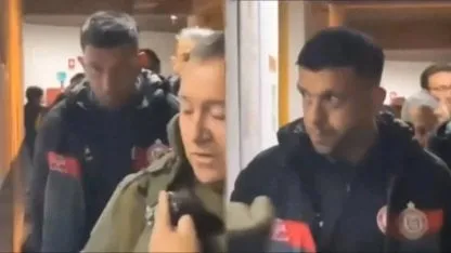 Un defensor argentino fue detenido por agresión a un seguridad y luego lo liberaron