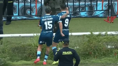 El festejo de Maravilla en su gol ante Bucaramanga El festejo de Maravilla en su gol ante Bucaramanga